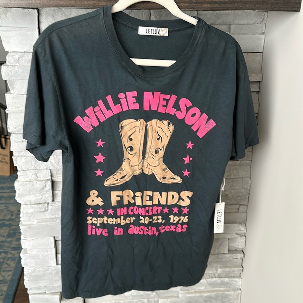 NWT Letluv black graphic tee-Willie Nelson & Friends